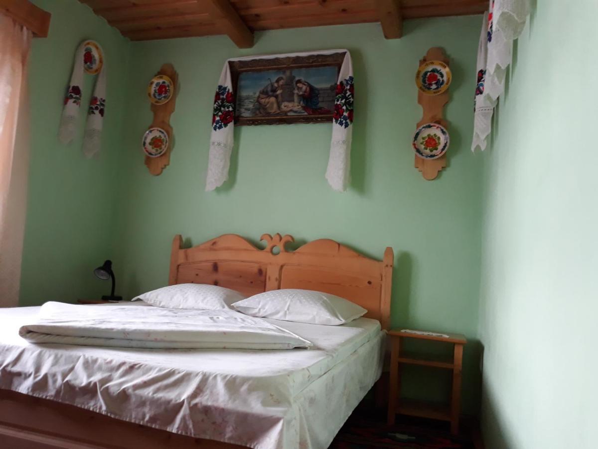 Casa Muntean Hotel Vadu Izei Buitenkant foto