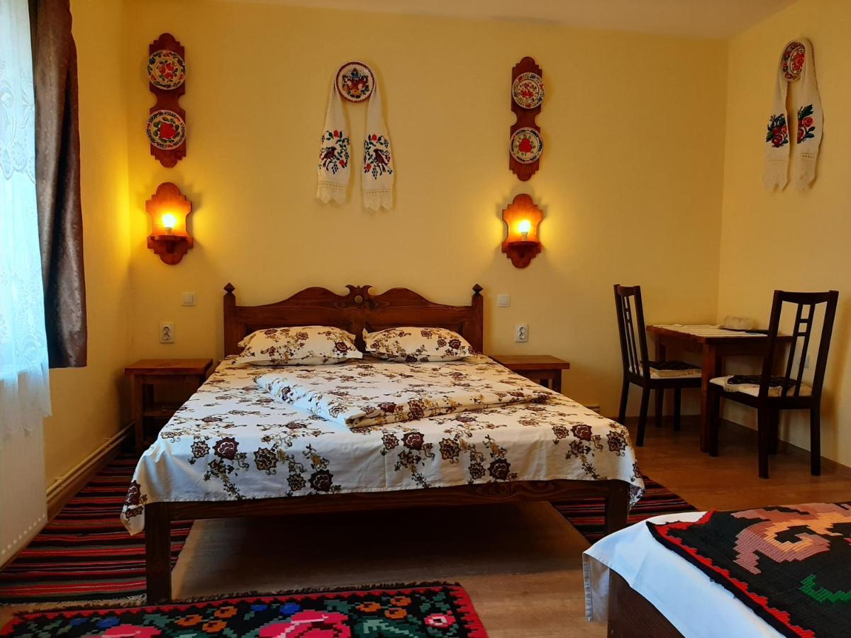 Casa Muntean Hotel Vadu Izei Buitenkant foto
